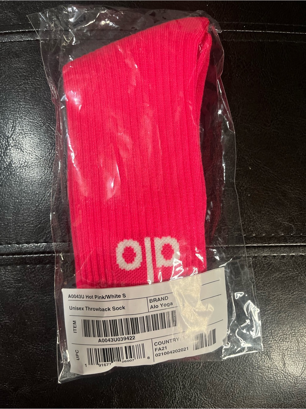 Alo Yoga   Hot Pink Logo Socks throwback